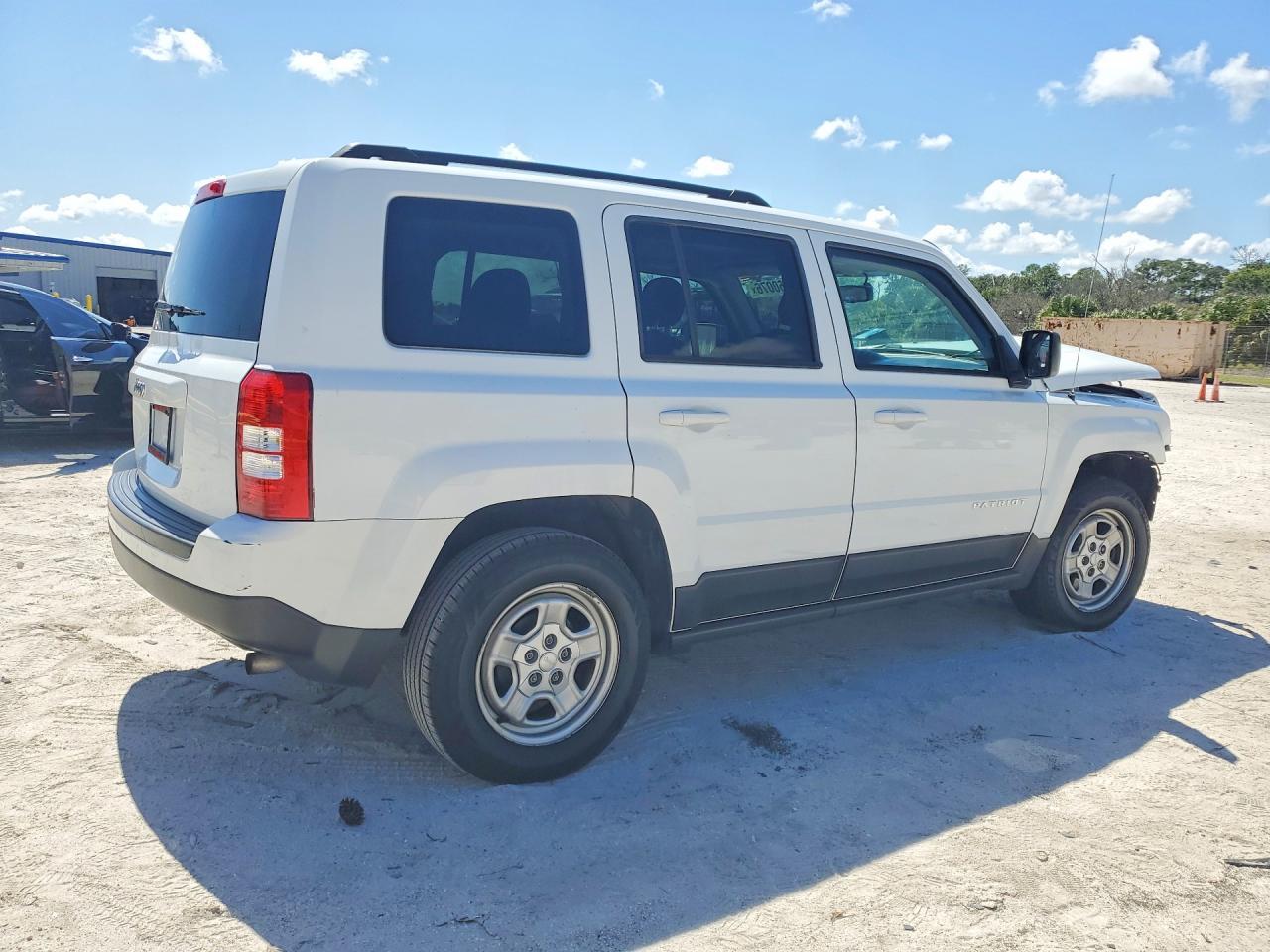 2017 Jeep Patriot Sport - zdjęcie 3