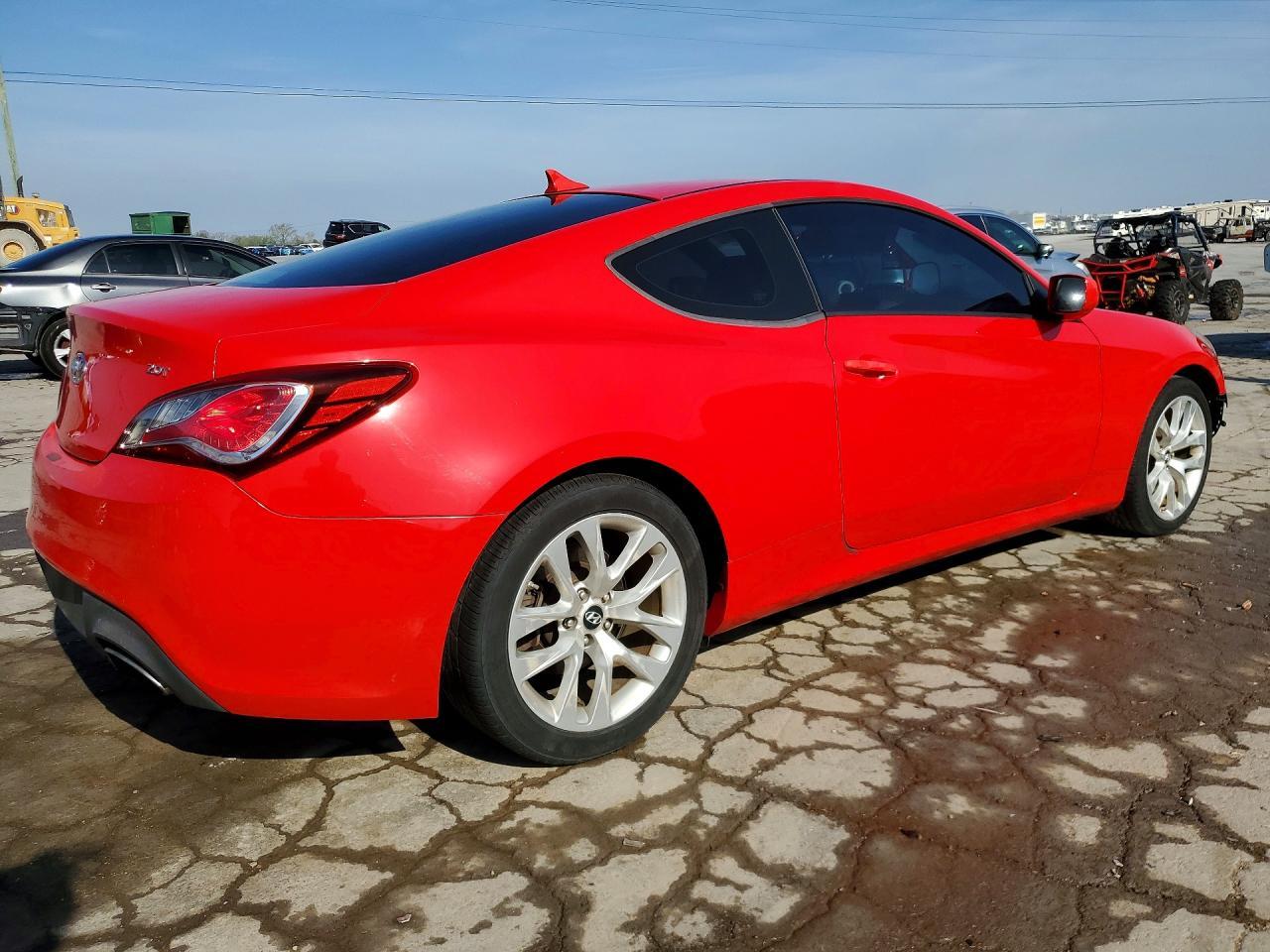 2013 Hyundai Genesis Coupe 2.0T - zdjęcie 3