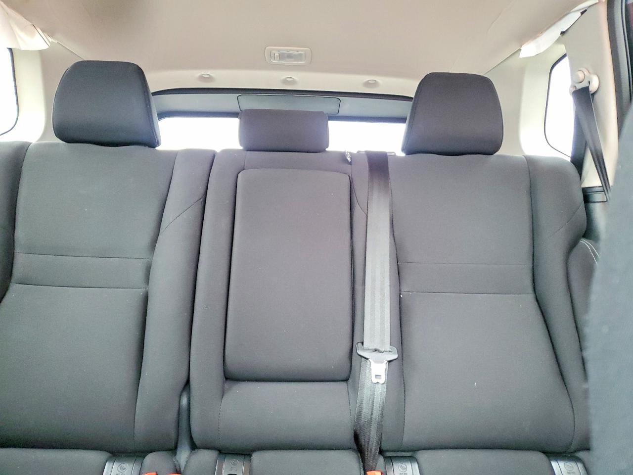 2025 Nissan Rogue S - zdjęcie 10