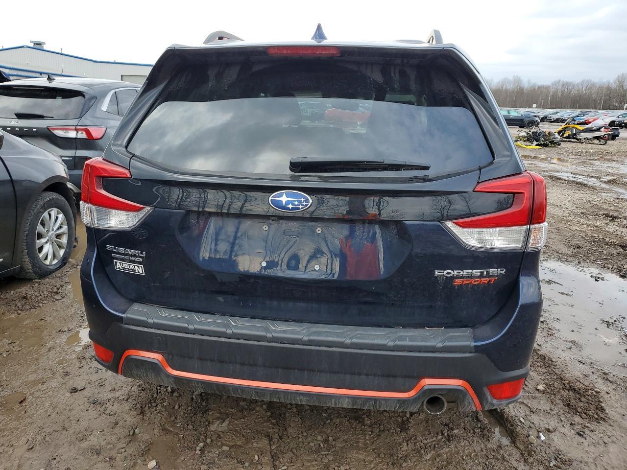 2021 Subaru Forester Sport - zdjęcie 6