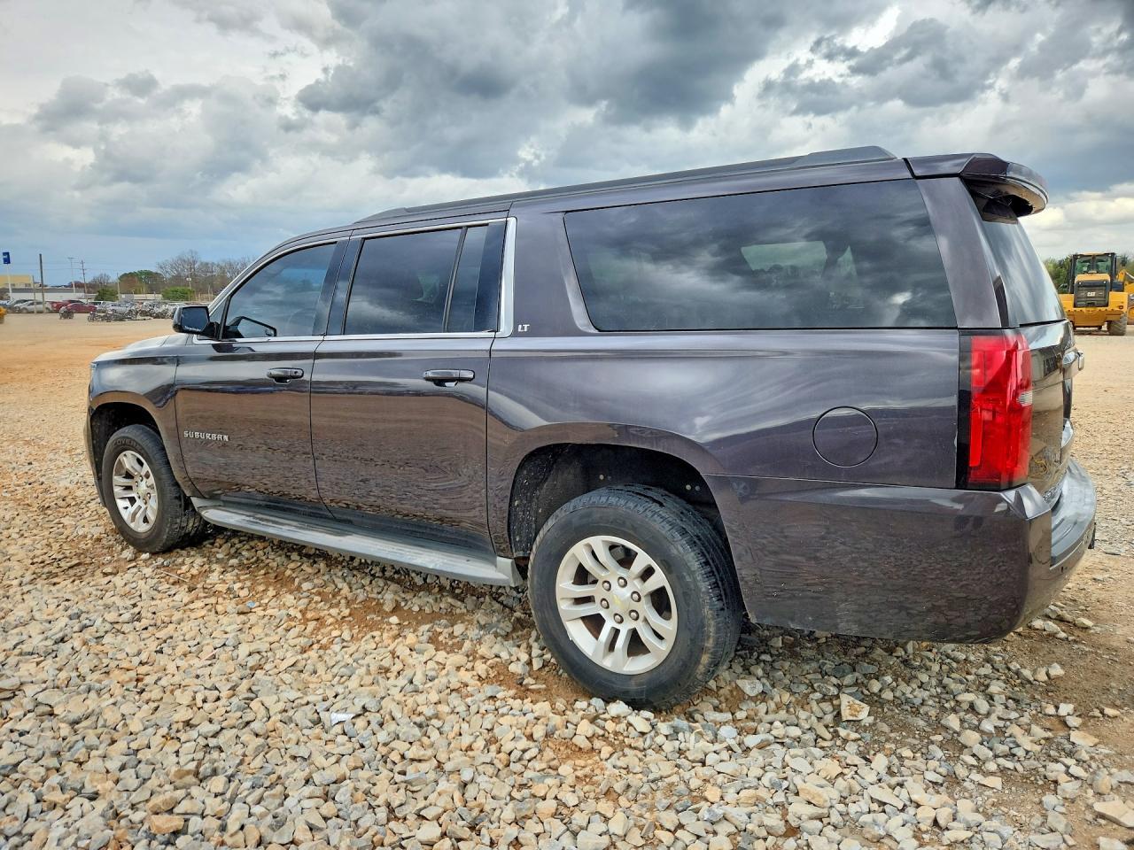 2015 Chevrolet Suburban K1500 Lt - zdjęcie 2