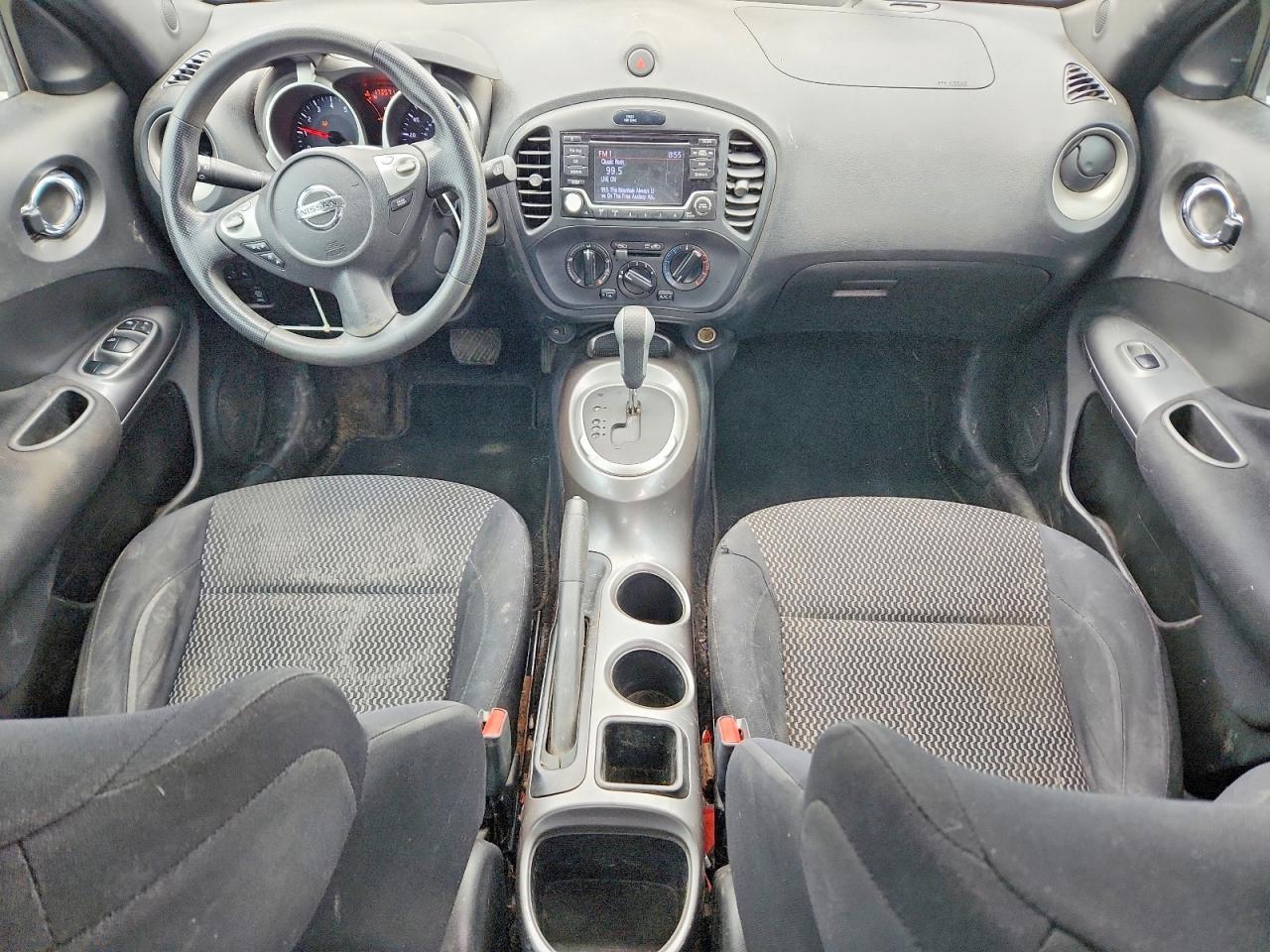 2015 Nissan Juke S - zdjęcie 8