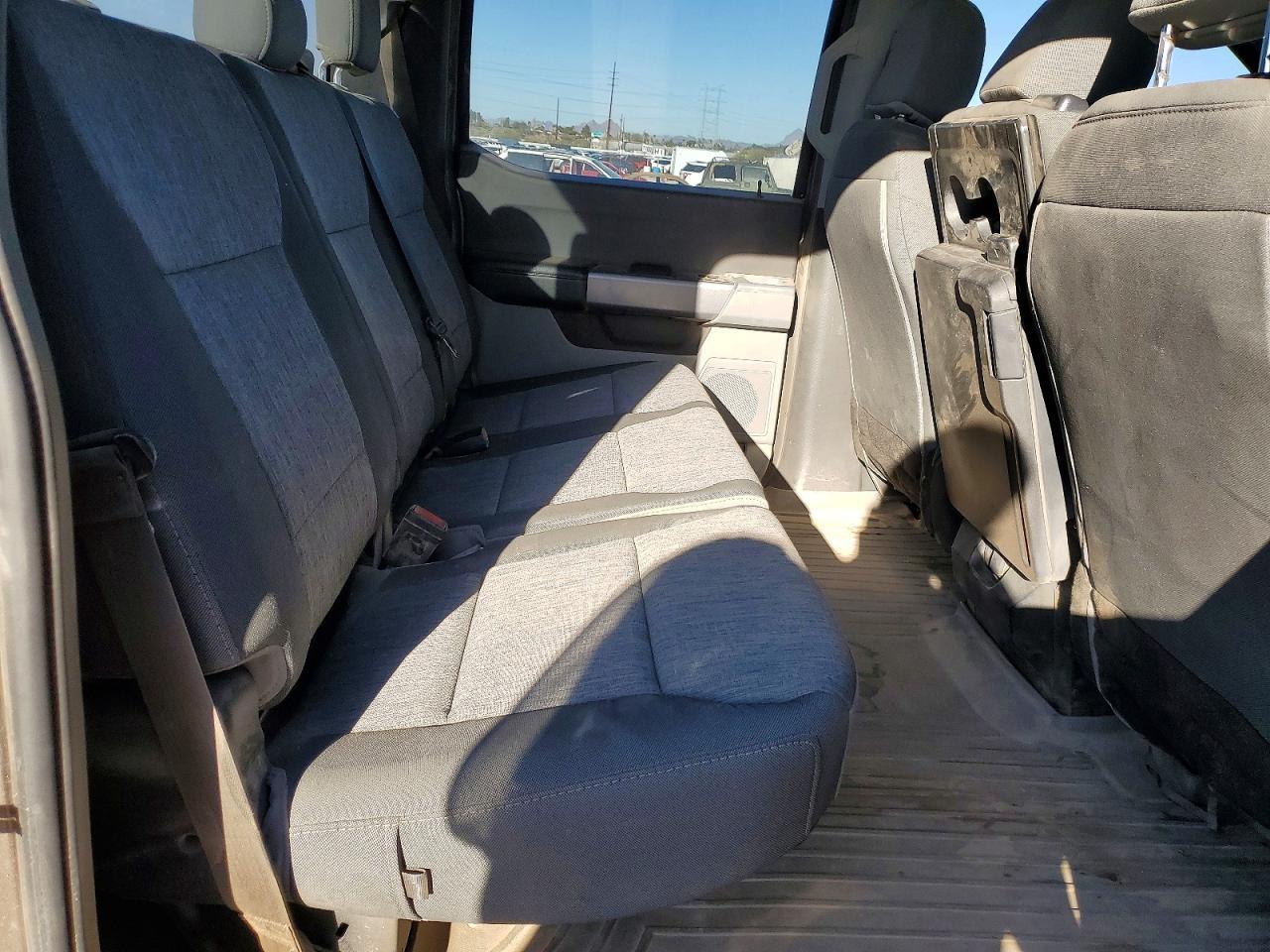 2023 Ford F350 Super Duty - zdjęcie 10