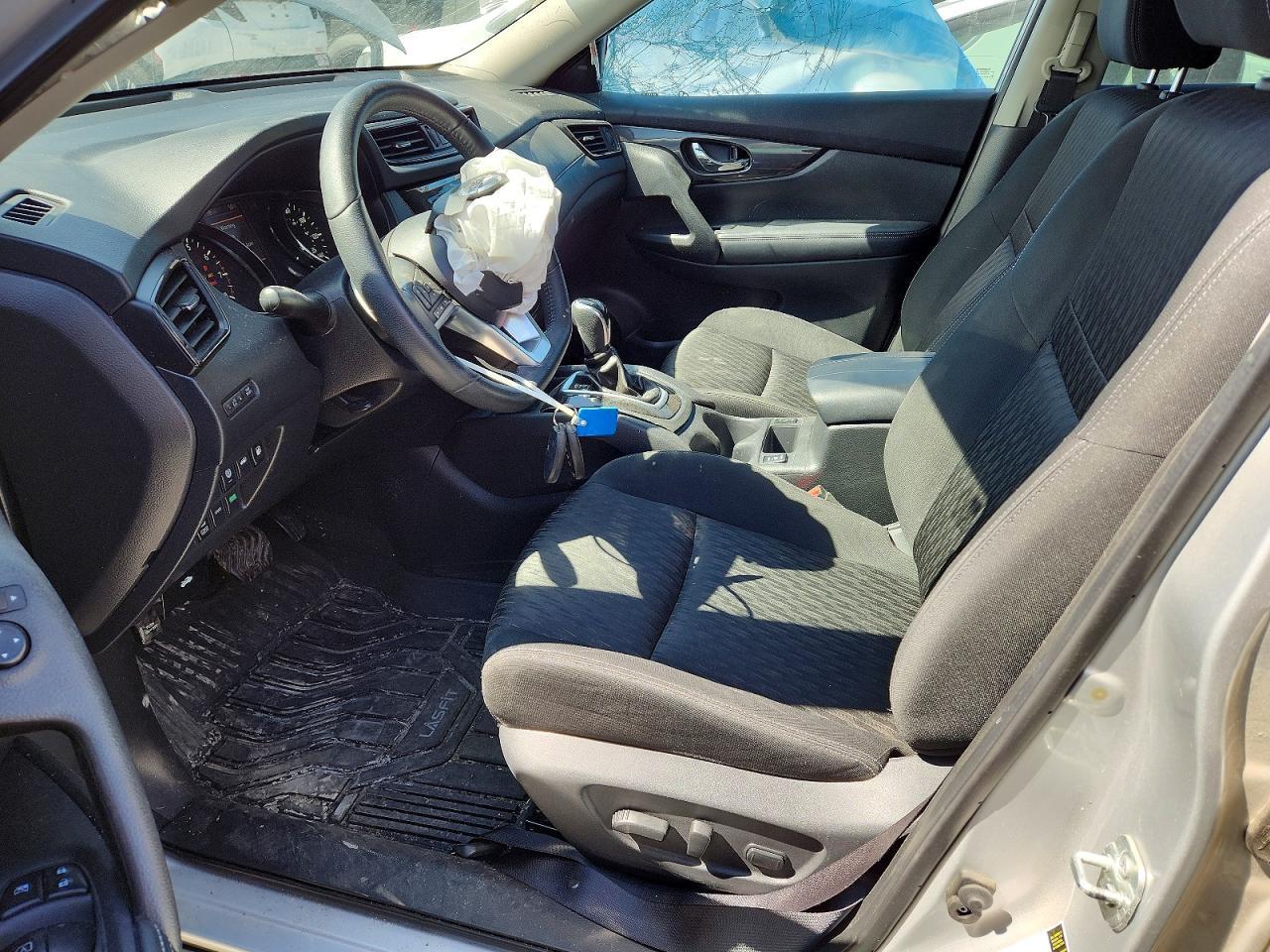 2020 Nissan Rogue Sv - zdjęcie 7