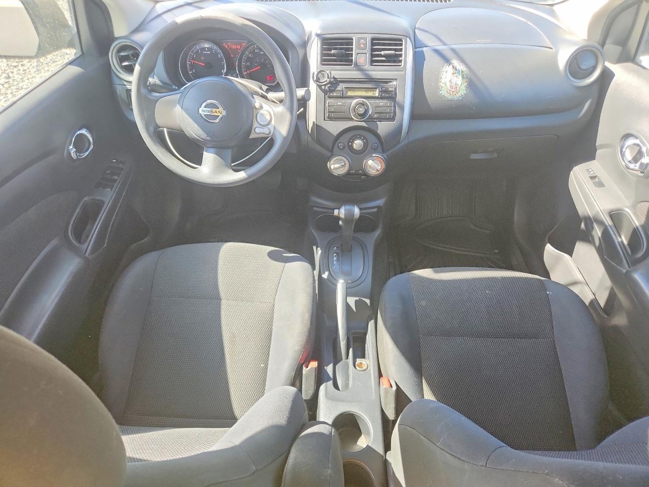 2013 Nissan Versa 1.6 S - zdjęcie 8