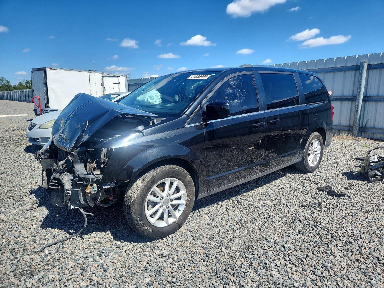 2018 Dodge Grand Caravan Sxt - zdjęcie główne