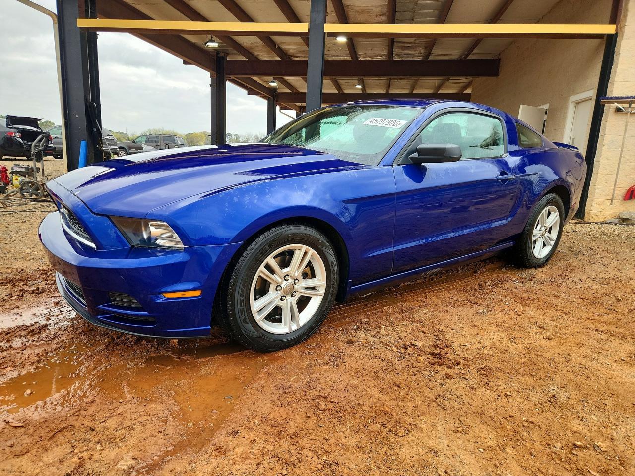 2013 Ford Mustang - zdjęcie główne
