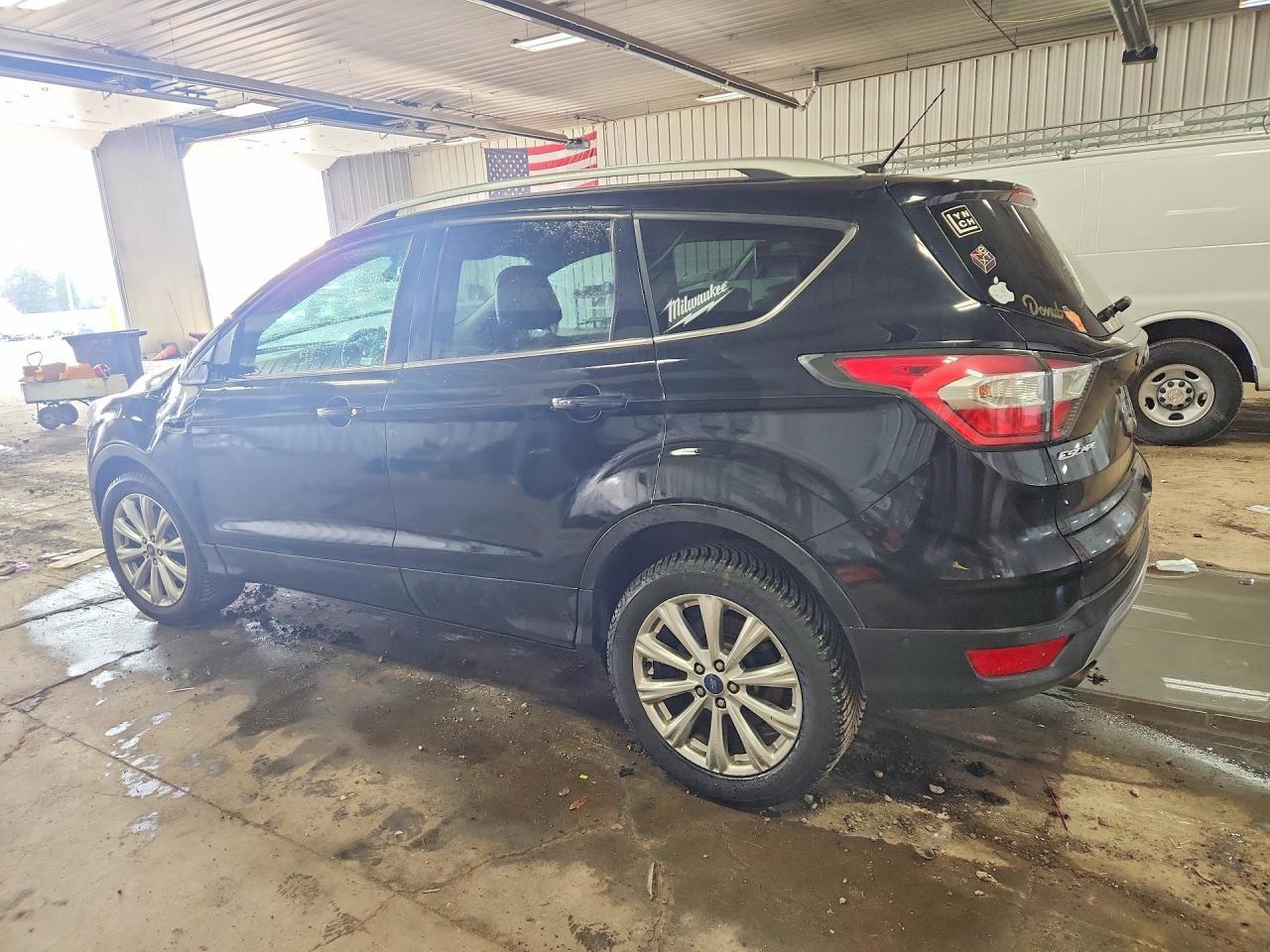 2017 Ford Escape Titanium - zdjęcie 2