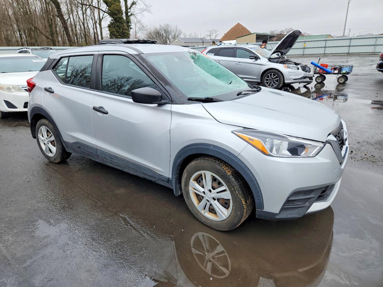 2020 Nissan Kicks S - zdjęcie 4