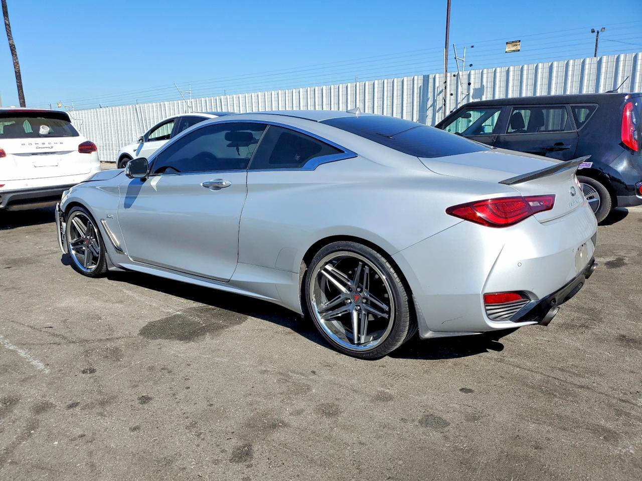 2017 Infiniti Q60 3.0T Premium - zdjęcie 2