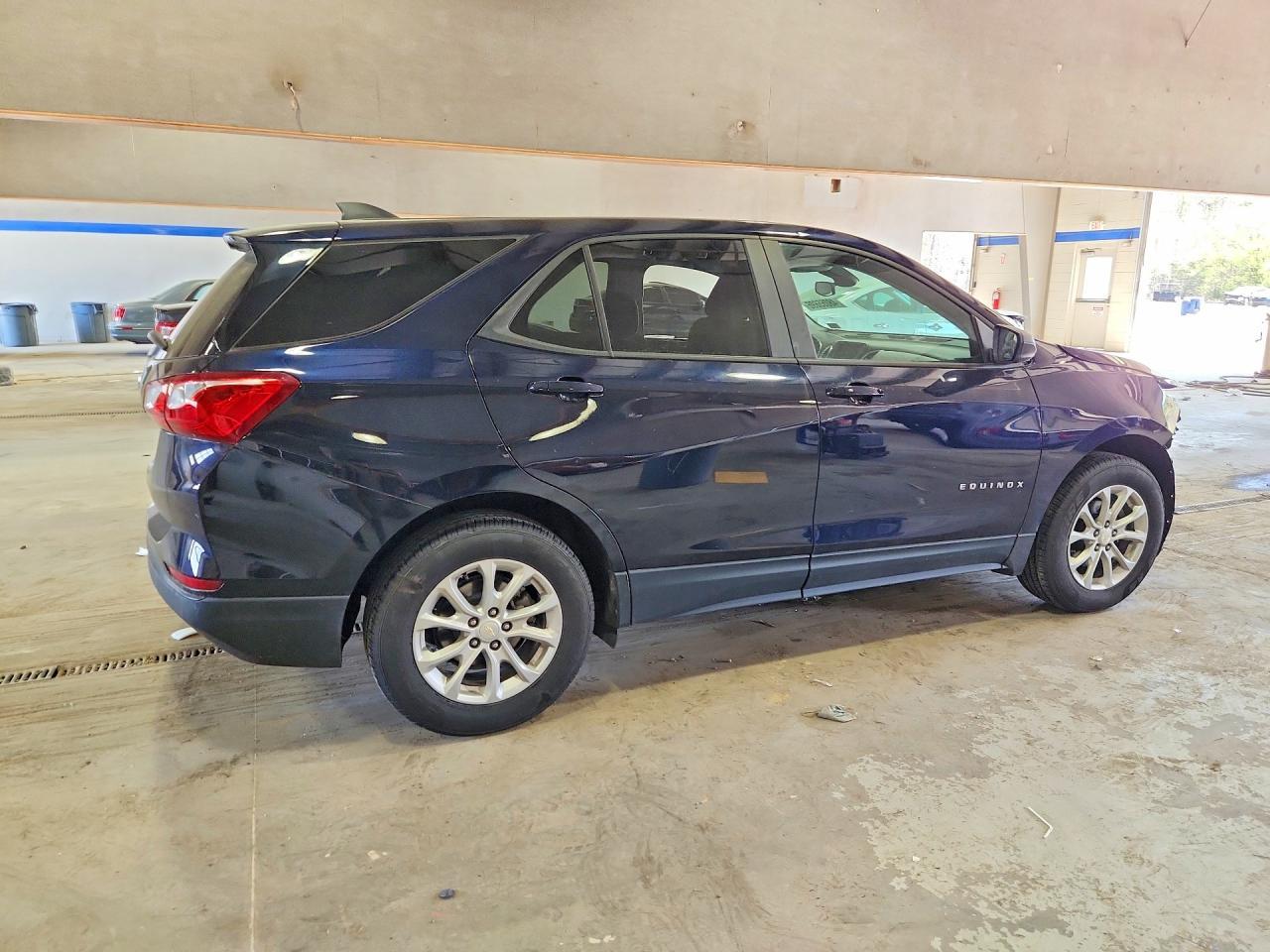 2020 Chevrolet Equinox Ls - zdjęcie 3