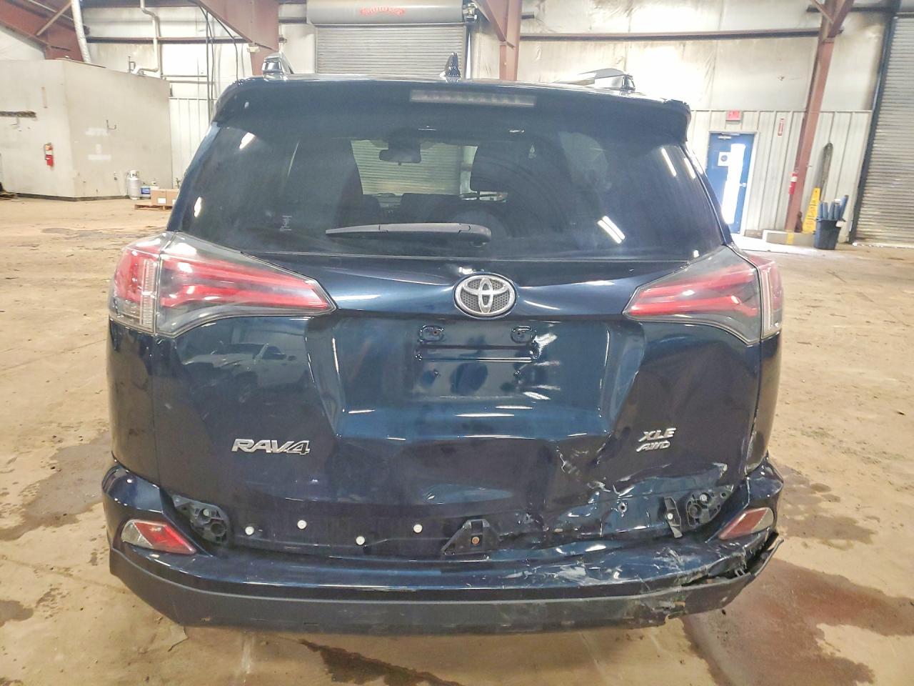 2017 Toyota Rav4 Xle - zdjęcie 6
