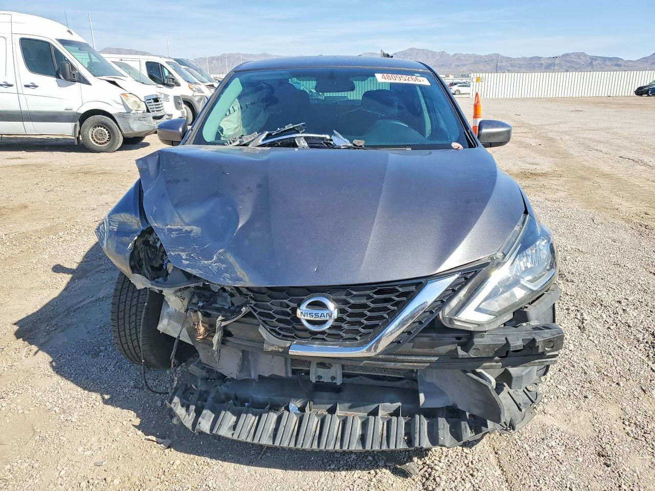 2016 Nissan Sentra S - zdjęcie 5