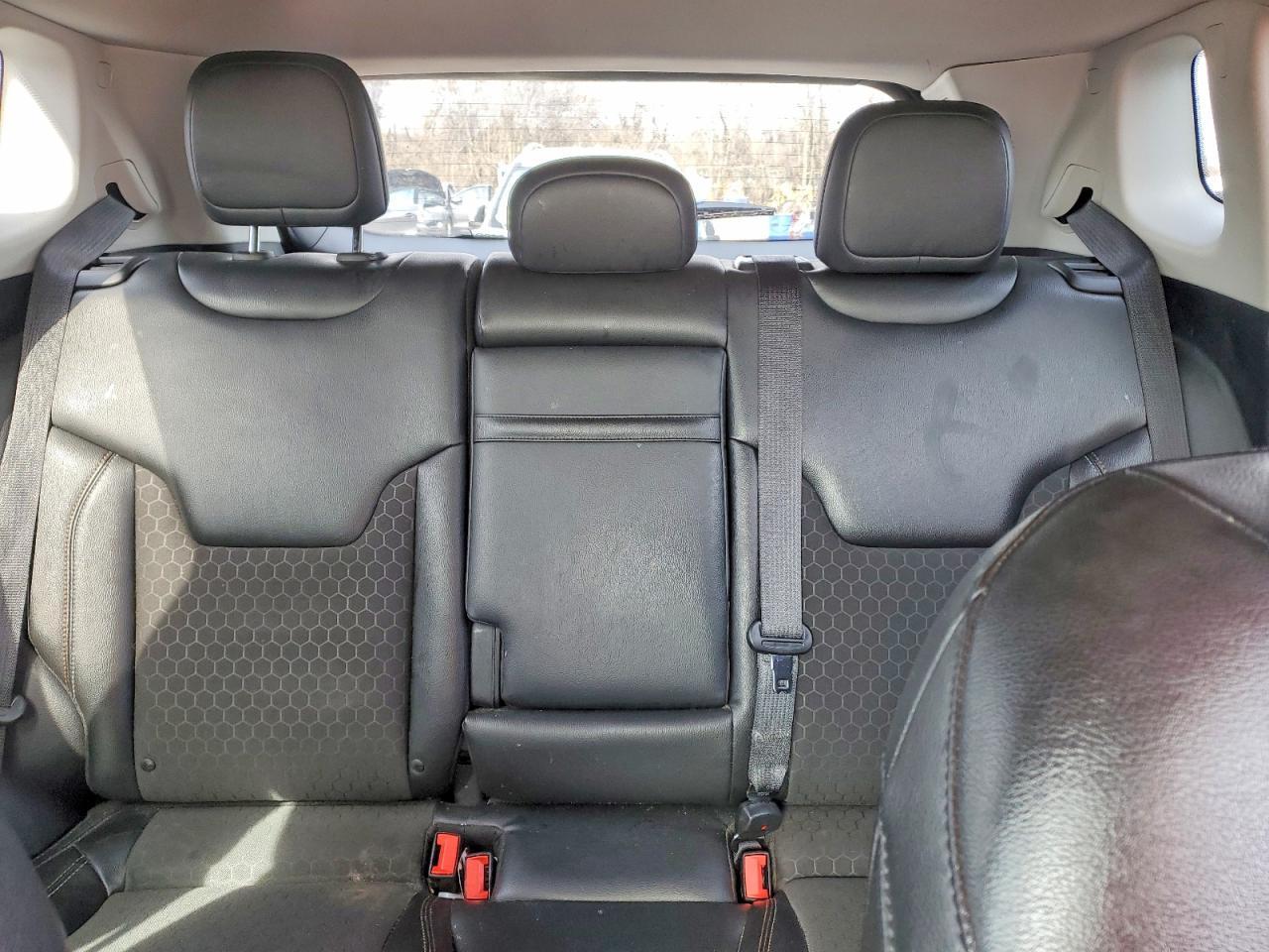 2018 Jeep Compass Latitude - zdjęcie 10