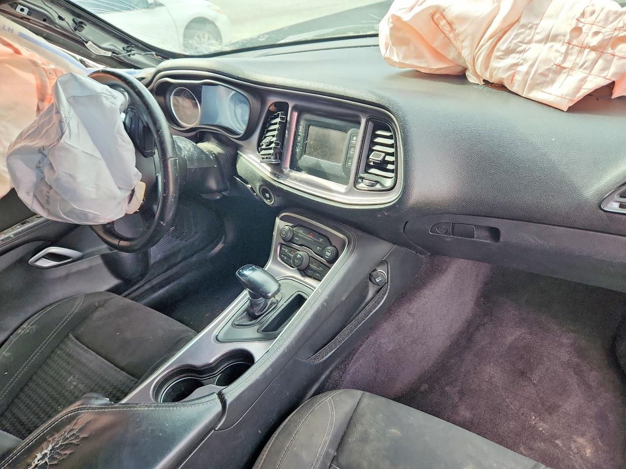 2017 Dodge Challenger Sxt - zdjęcie 8