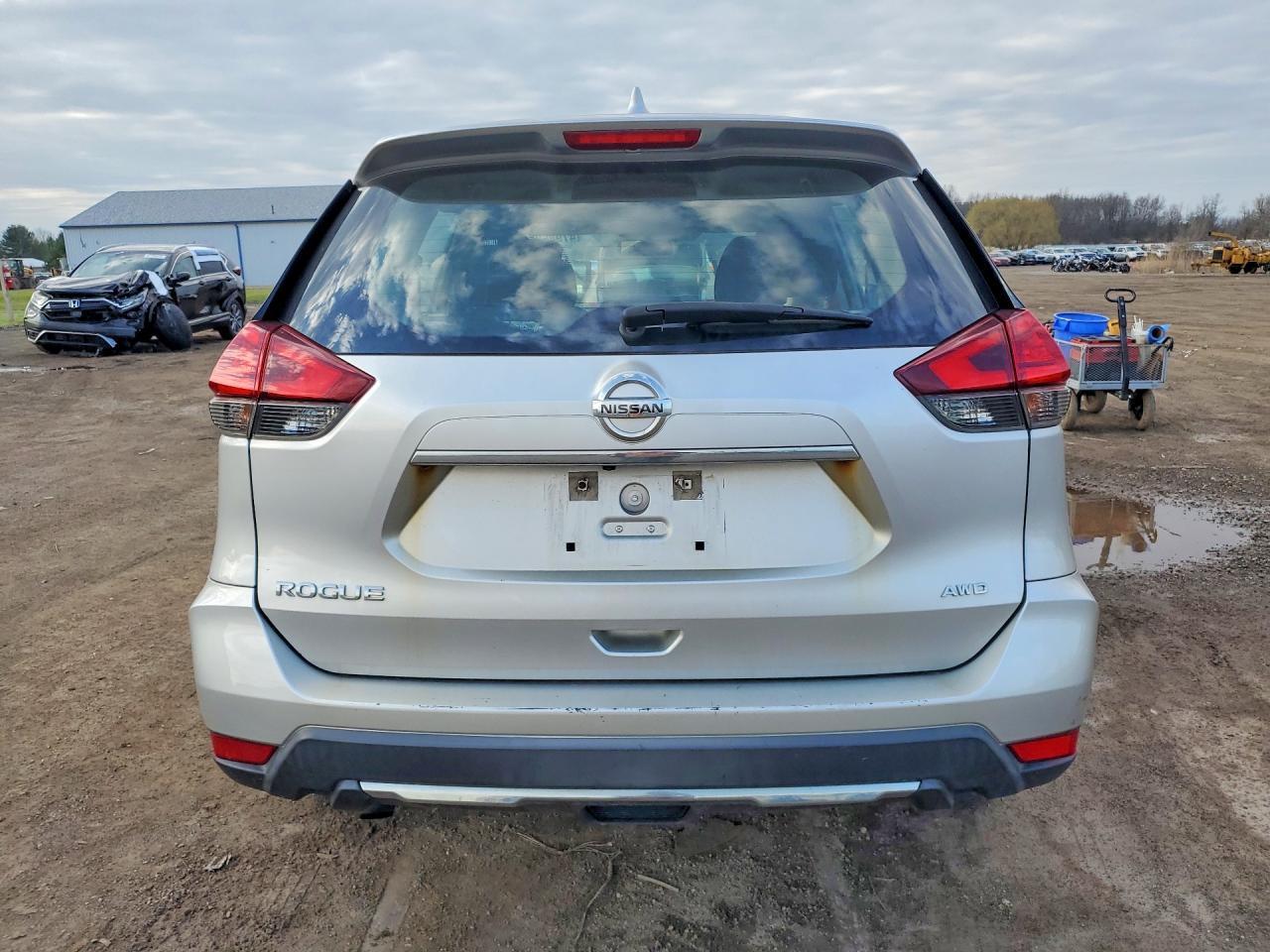 2017 Nissan Rogue S - zdjęcie 6