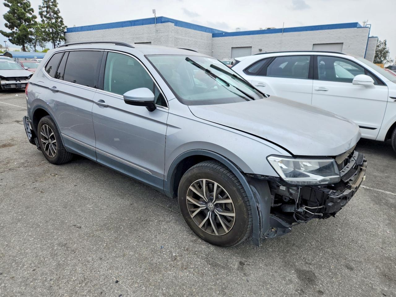 2020 Volkswagen Tiguan Se - zdjęcie 4
