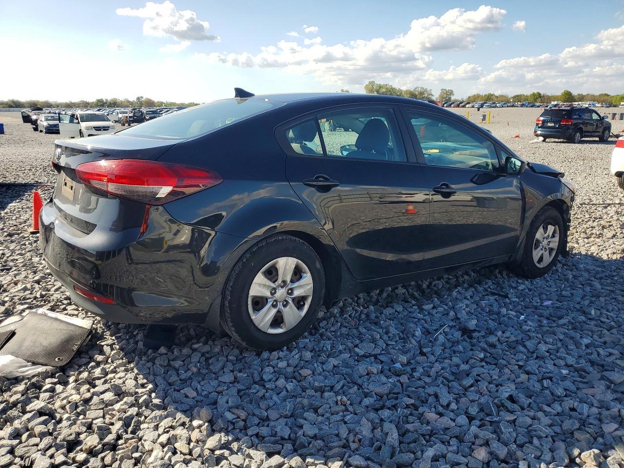 2018 Kia Forte Lx - zdjęcie 3
