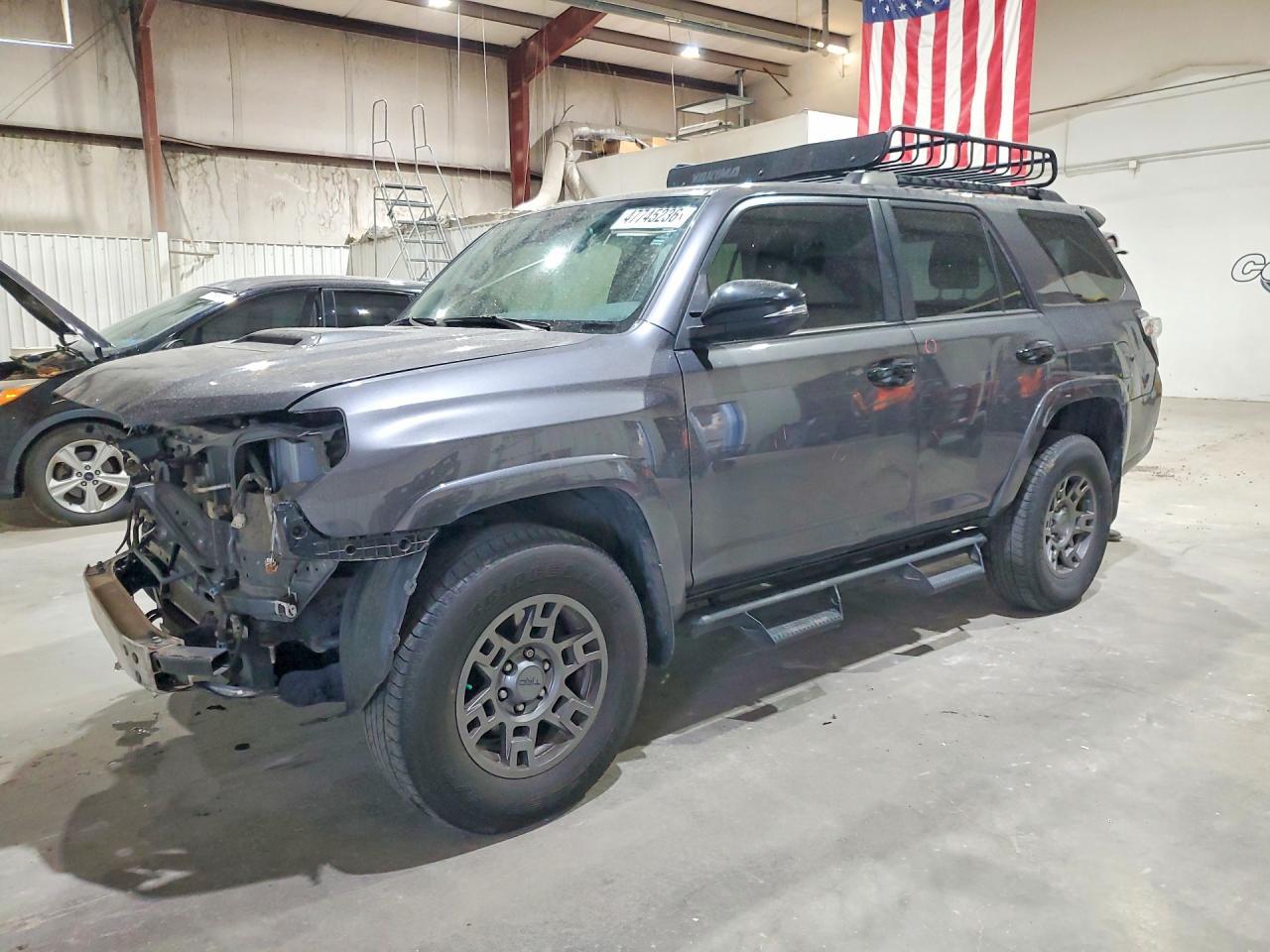 2021 Toyota 4Runner Venture Edition - zdjęcie główne