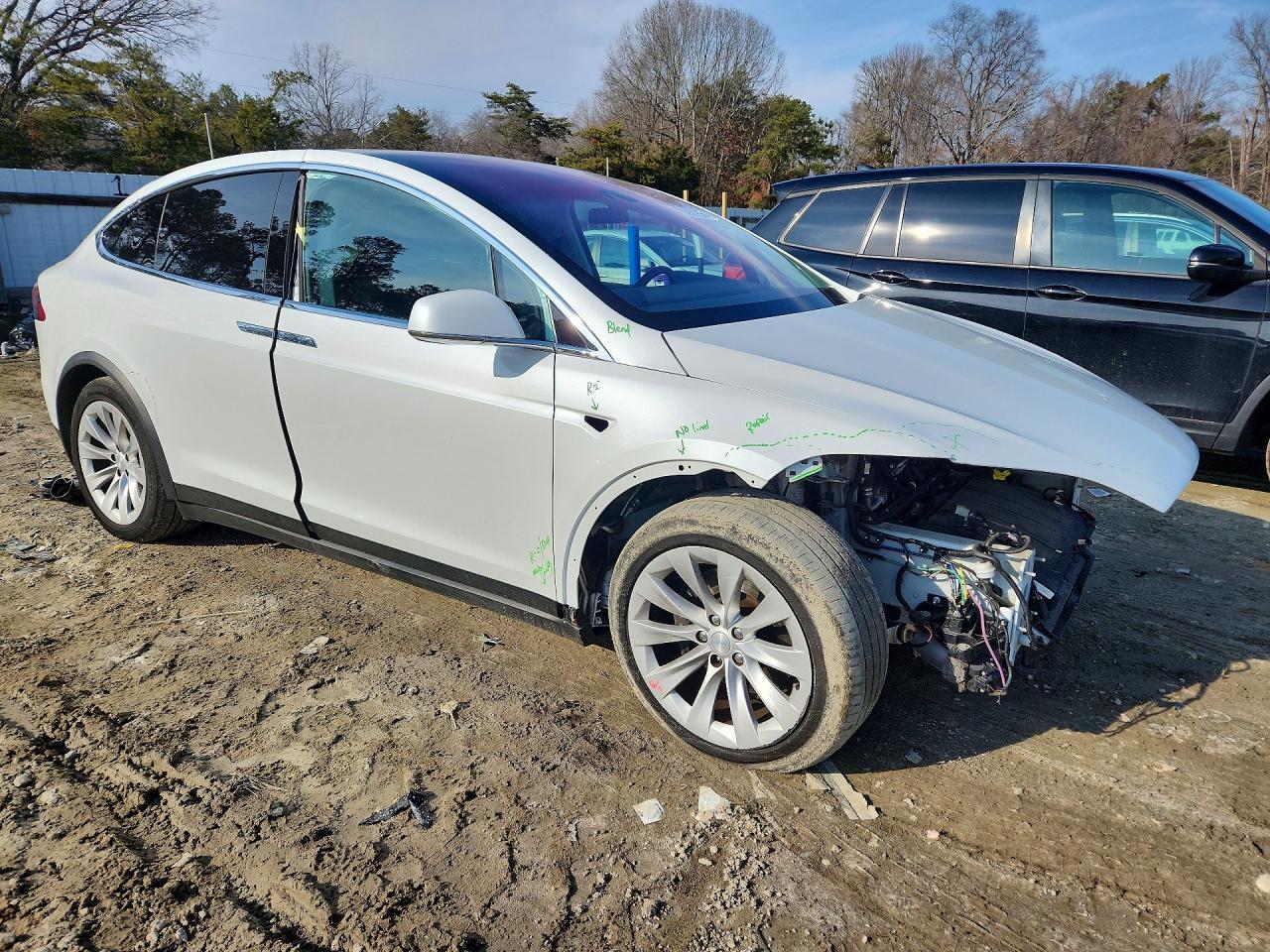 2016 Tesla Model X - zdjęcie 4