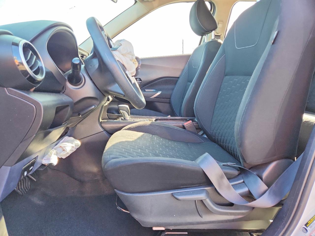 2022 Nissan Kicks Sv - zdjęcie 7