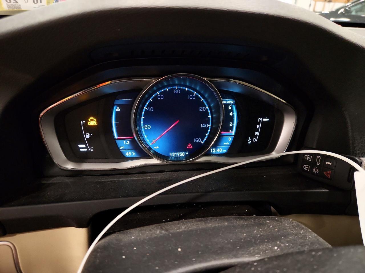 2015 Volvo V60 Premier - zdjęcie 9