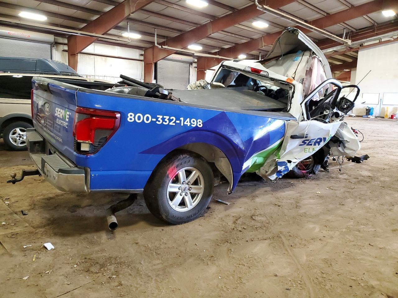 2025 Ford F150 - zdjęcie 3