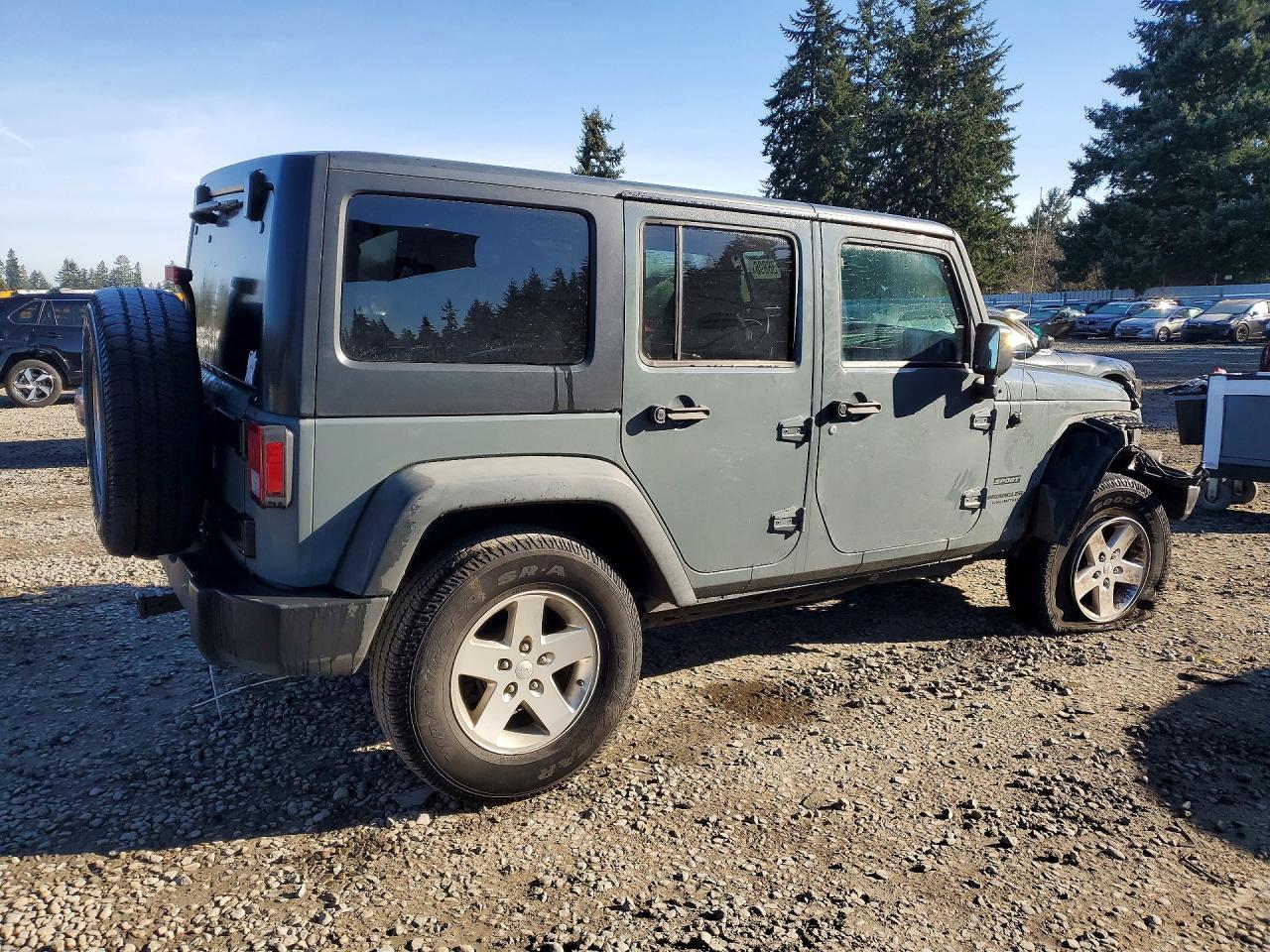 2014 Jeep Wrangler Unlimited Sport - zdjęcie 3