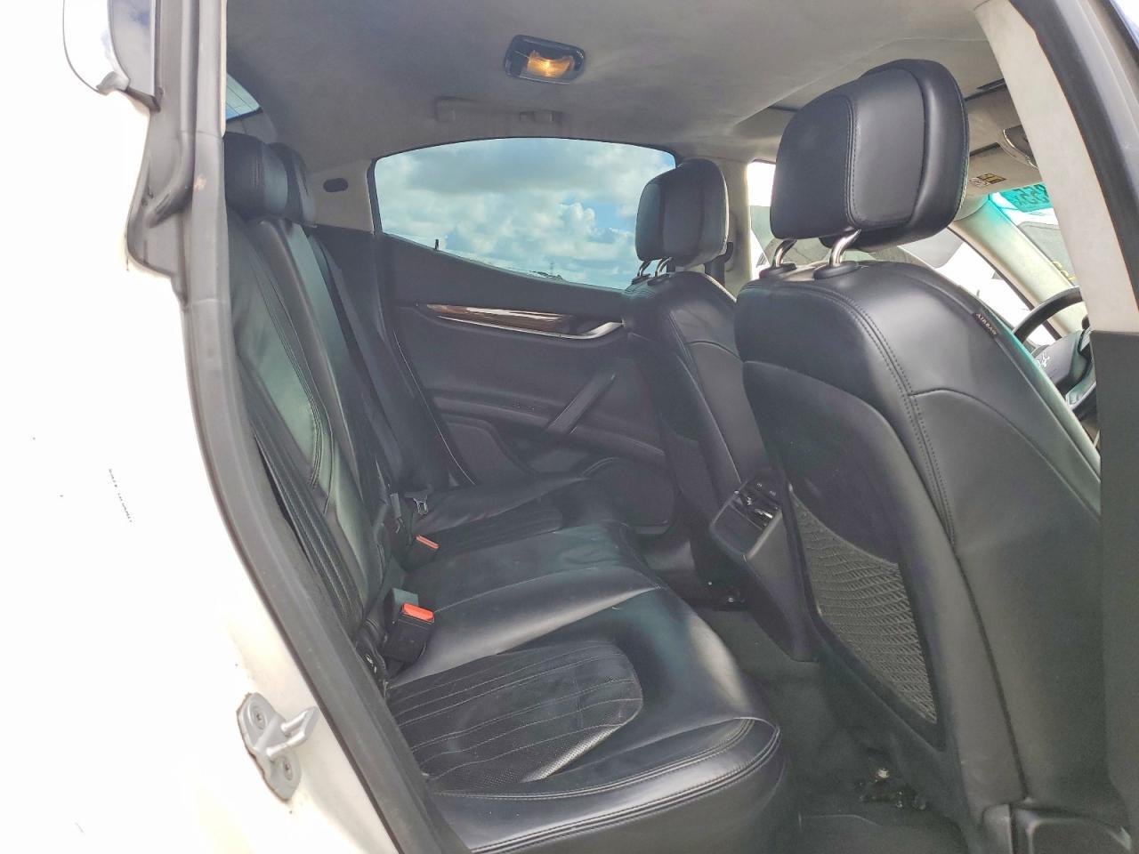 2014 Maserati Ghibli S - zdjęcie 10