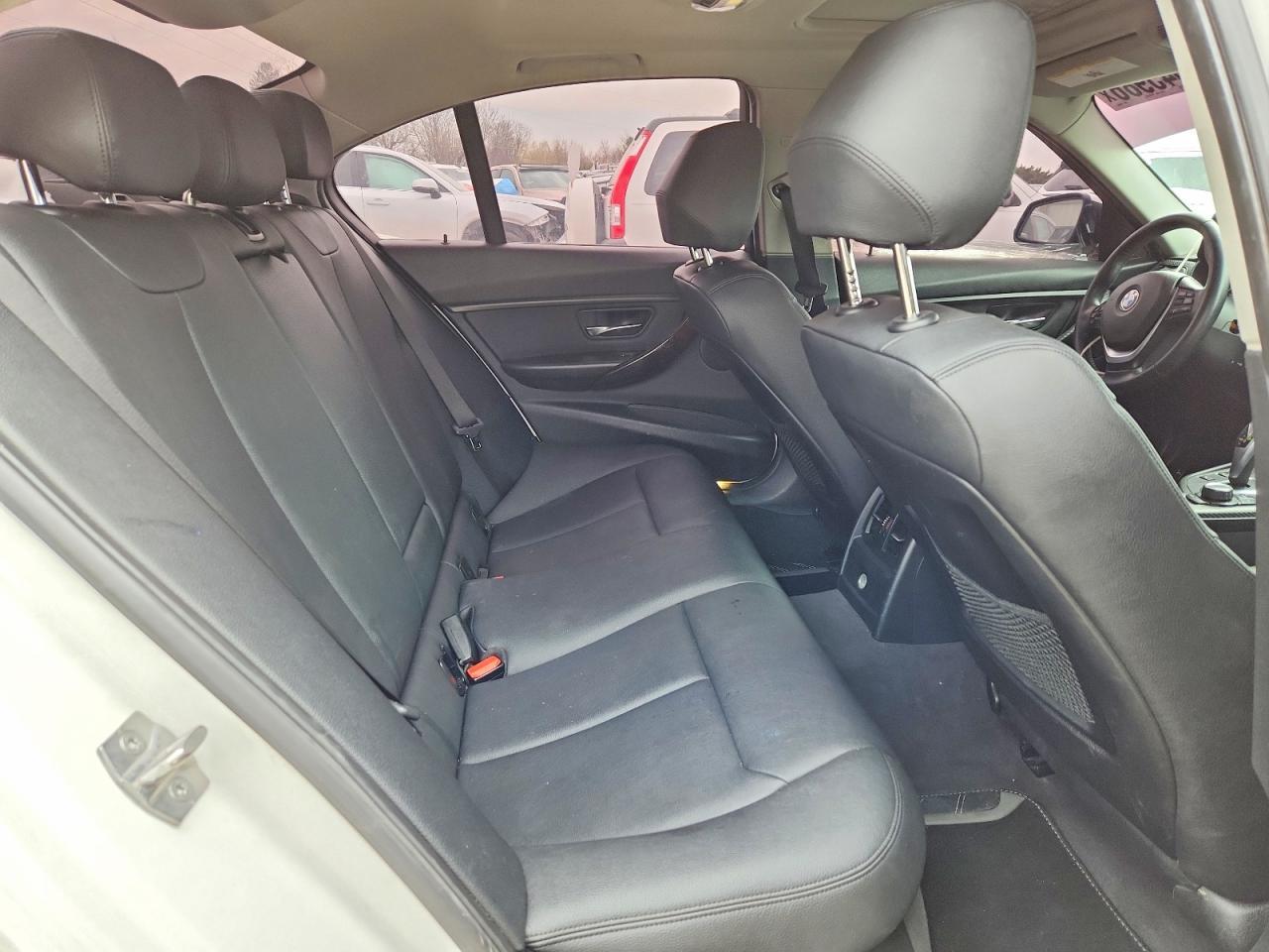 2015 BMW 328 Xi Sulev - zdjęcie 10