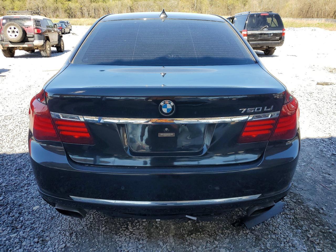 2014 BMW 750 Li - zdjęcie 6