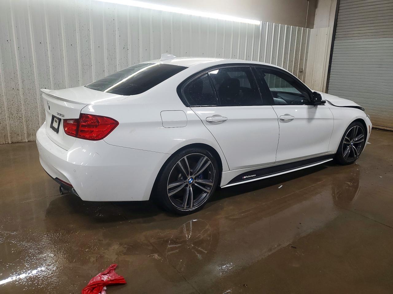 2015 BMW 335 I - zdjęcie 3