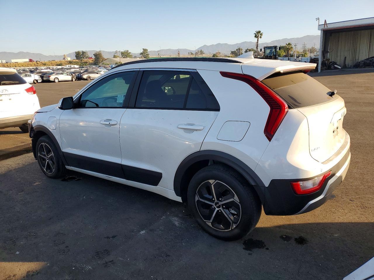 2025 Kia Niro Ex - zdjęcie 2