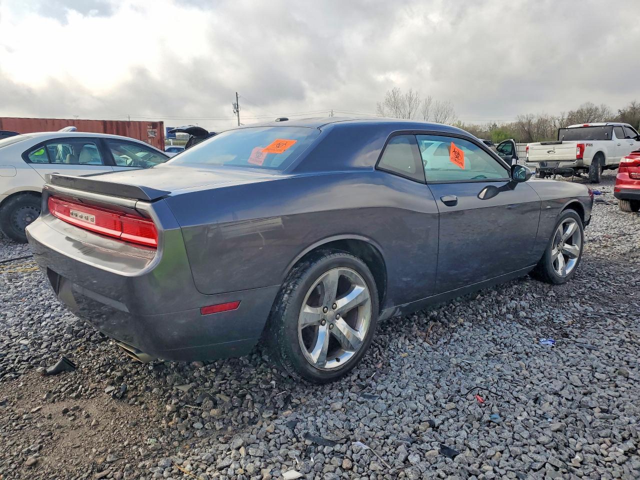2013 Dodge Challenger Sxt - zdjęcie 3