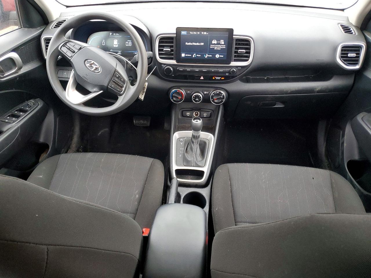 2025 Hyundai Venue Se - zdjęcie 8