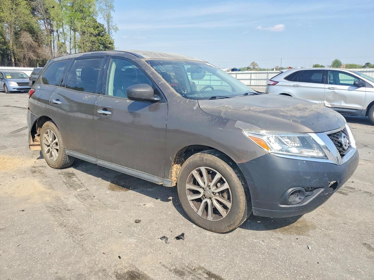 2015 Nissan Pathfinder S - zdjęcie 4