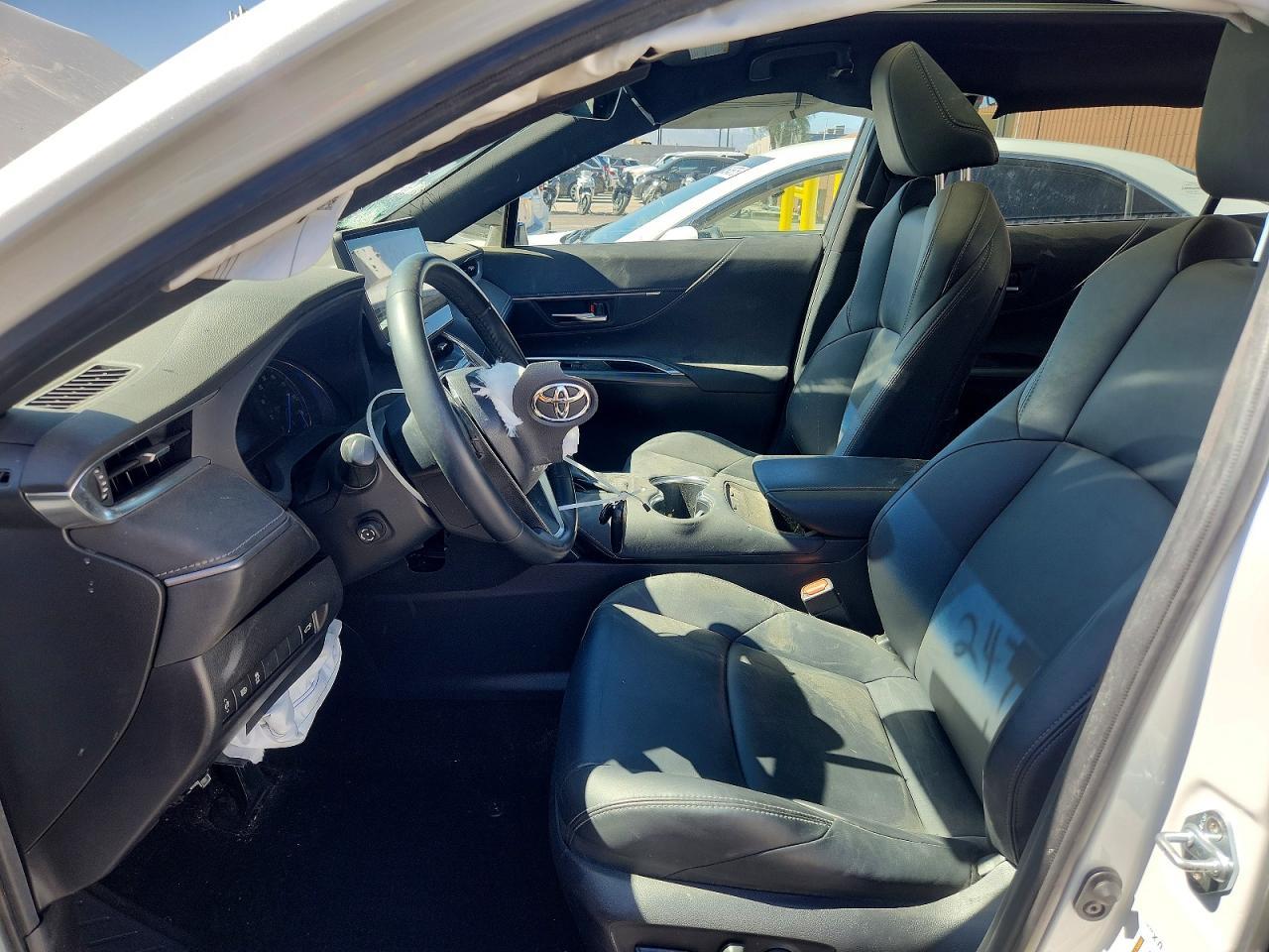 2023 Toyota Venza Nightshade Edition - zdjęcie 7