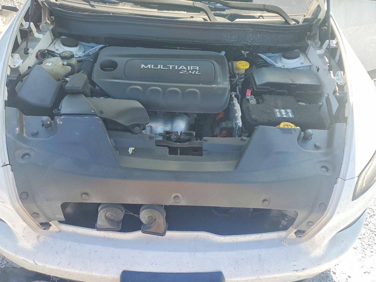 2016 Jeep Cherokee Sport - zdjęcie 11