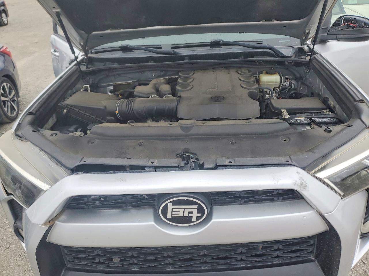 2016 Toyota 4Runner Sr5 - zdjęcie 12