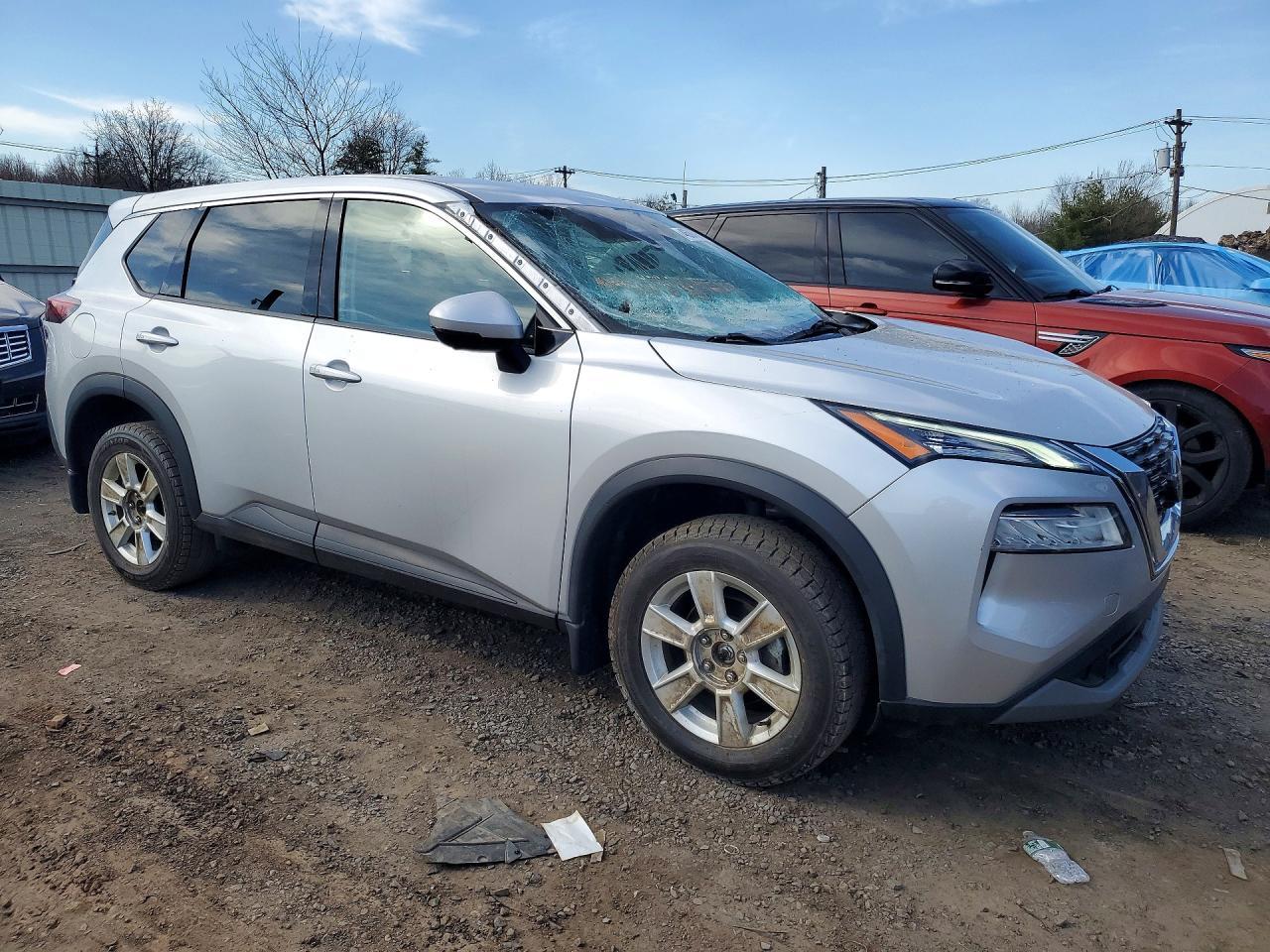 2021 Nissan Rogue Sv - zdjęcie 4