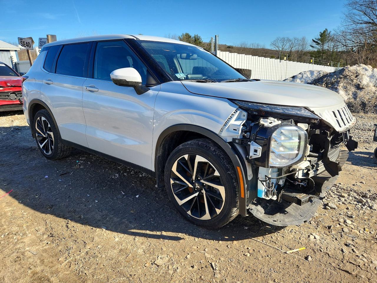 2022 Mitsubishi Outlander Se - zdjęcie 4