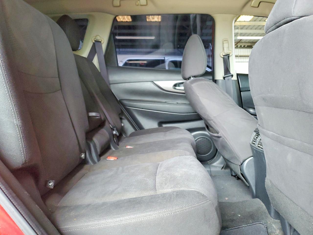 2016 Nissan Rogue S - zdjęcie 11