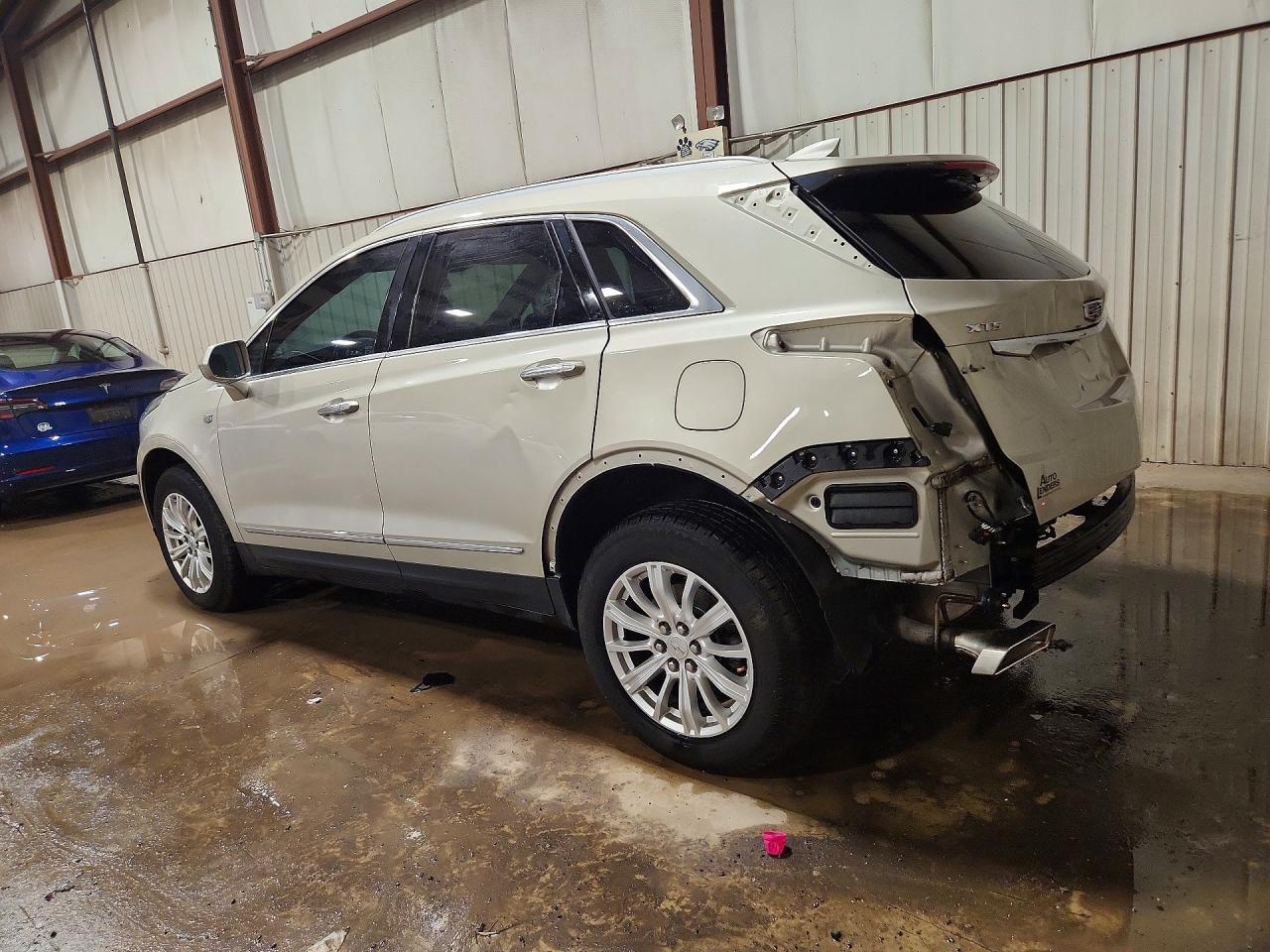 2017 Cadillac Xt5 - zdjęcie 2