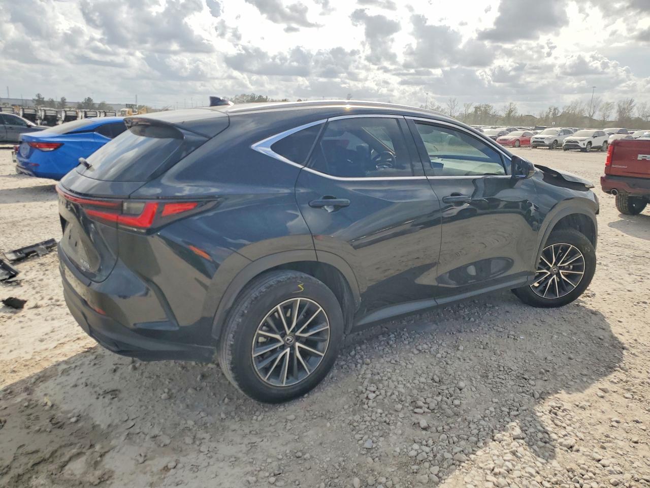 2024 Lexus Nx 350H Premium - zdjęcie 3