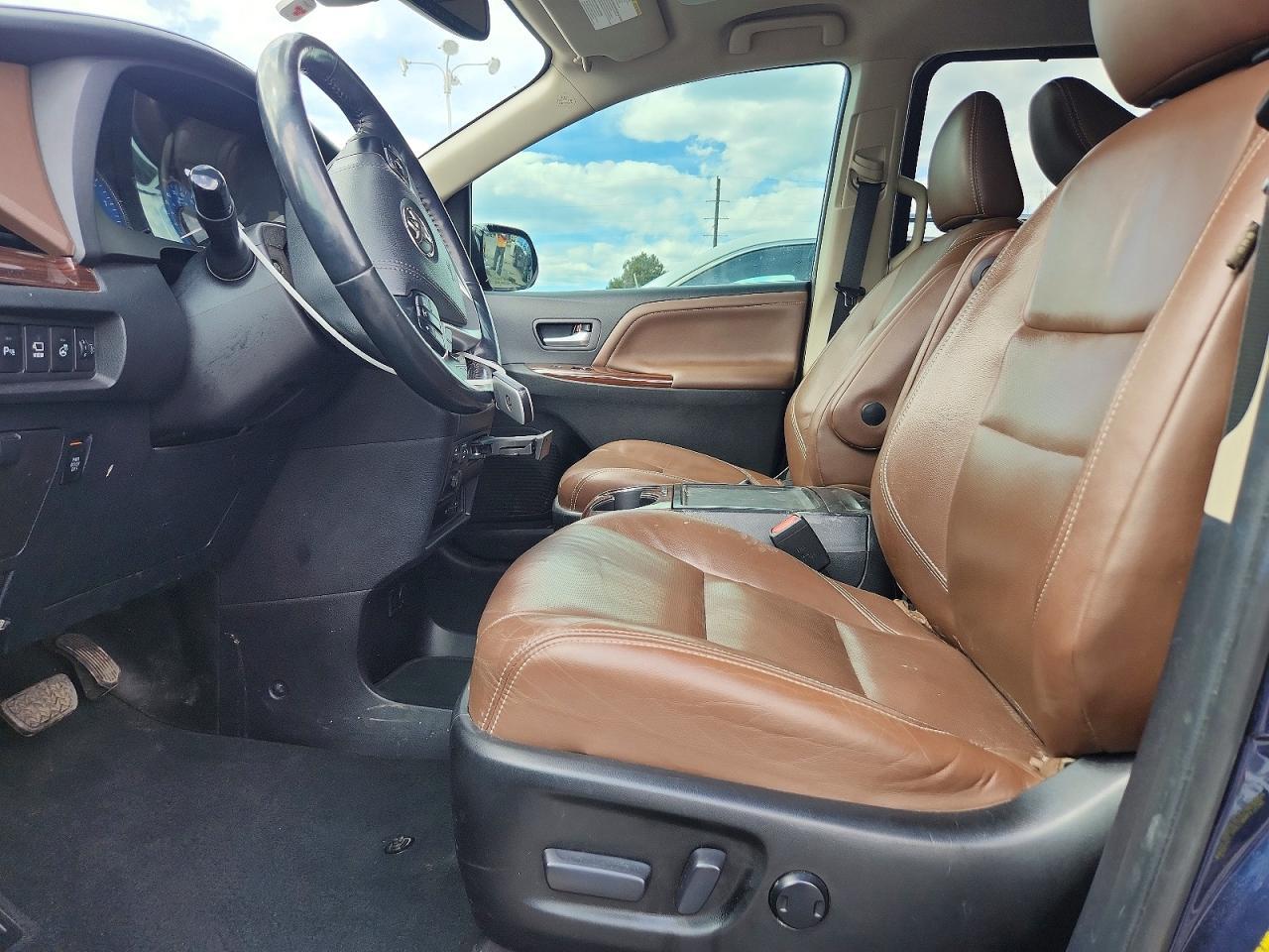 2019 Toyota Sienna Limited Premium 7-Passenger - zdjęcie 7