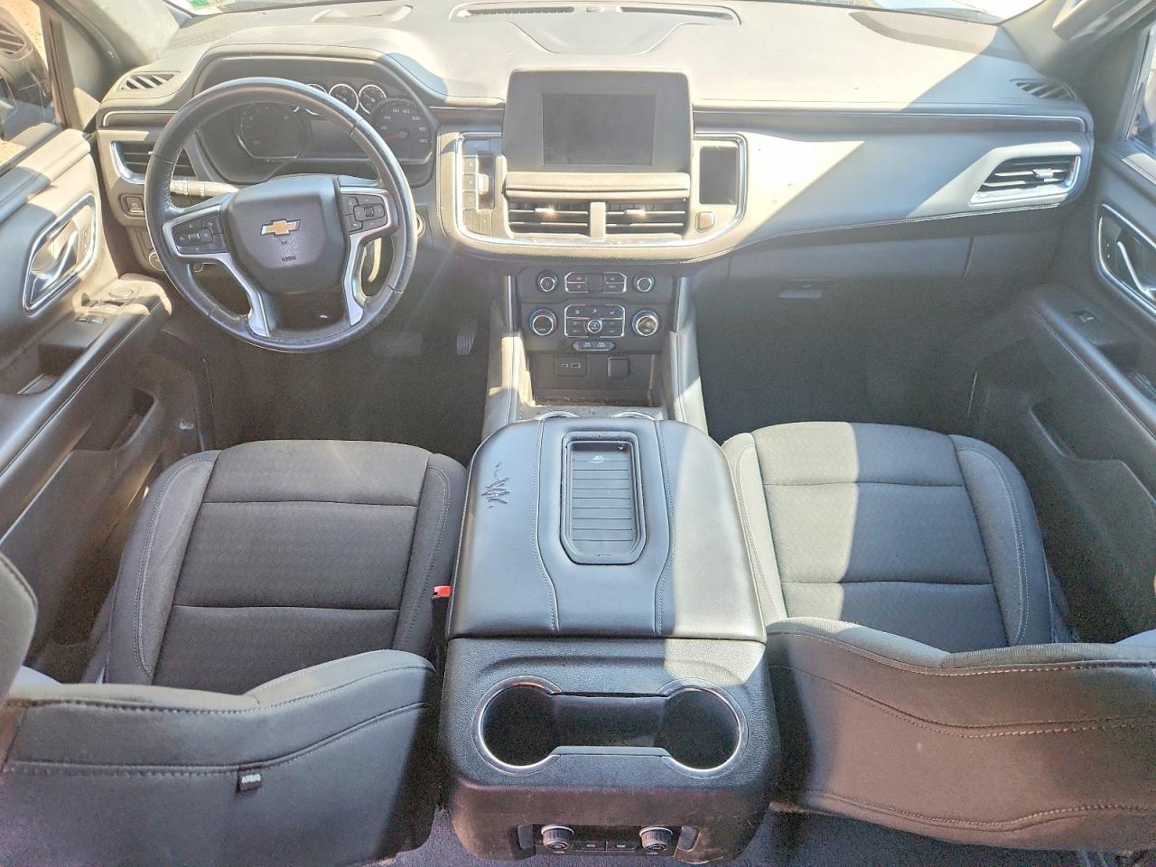 2022 Chevrolet Tahoe C1500 Ls - zdjęcie 8