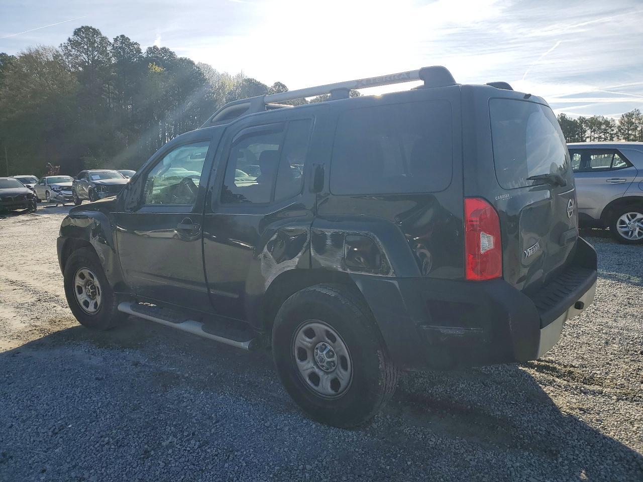 2015 Nissan Xterra X - zdjęcie 2