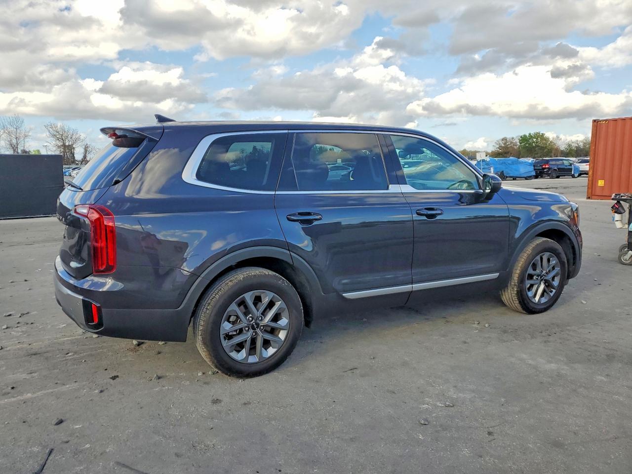 2025 Kia Telluride Lx - zdjęcie 3