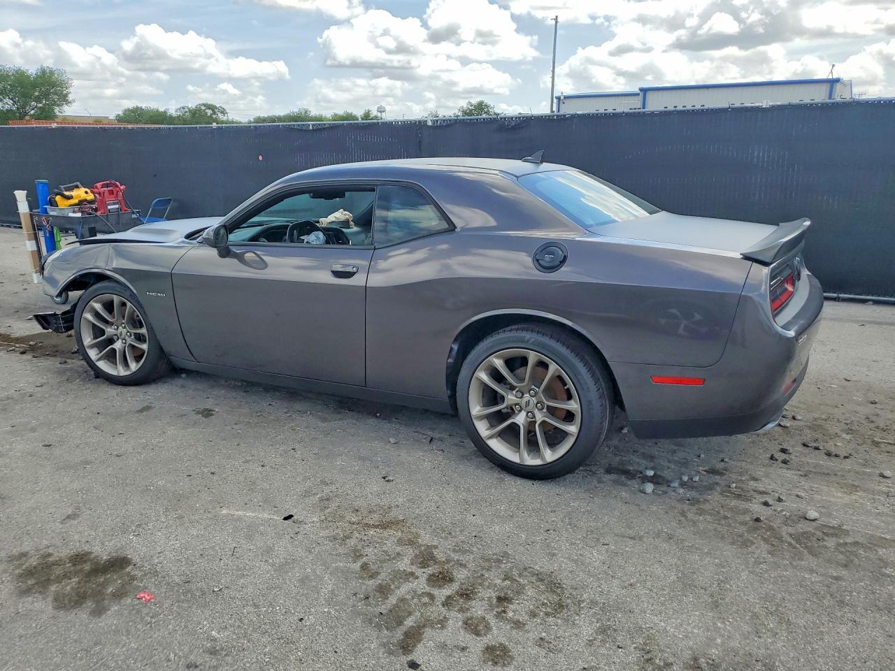 2020 Dodge Challenger R - zdjęcie 2