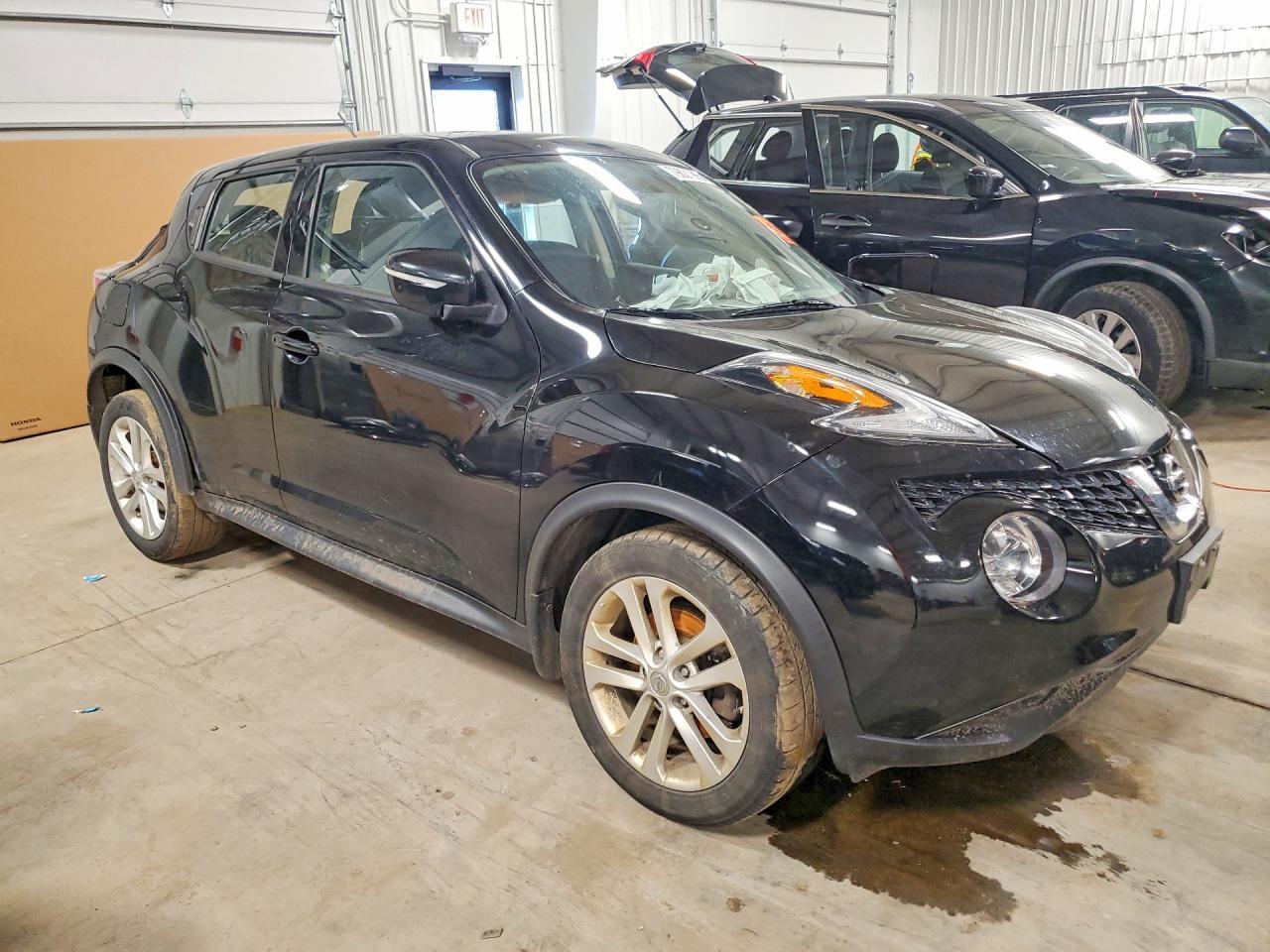 2016 Nissan Juke S - zdjęcie 4
